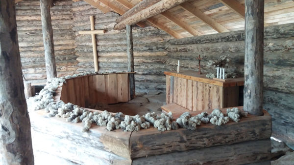 Sieppijärven laavukirkon alttari